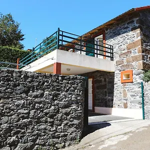 Raposeira Chloe T2 Casa de Férias