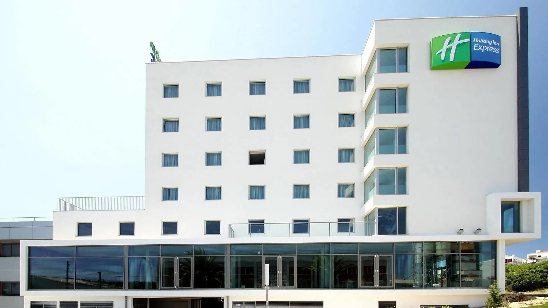 Holiday Inn Express Lisbon Alfragide By Ihg Carnaxide